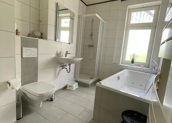 Krabbennest Mit Whirlpool Und Infrarotsauna Zentral * Rostock
